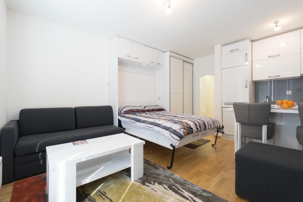 Luxury Studio Apartment Miljacka 塞拉耶佛 外观 照片